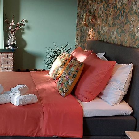 Stadsslaperij B&B Тилбург Экстерьер фото