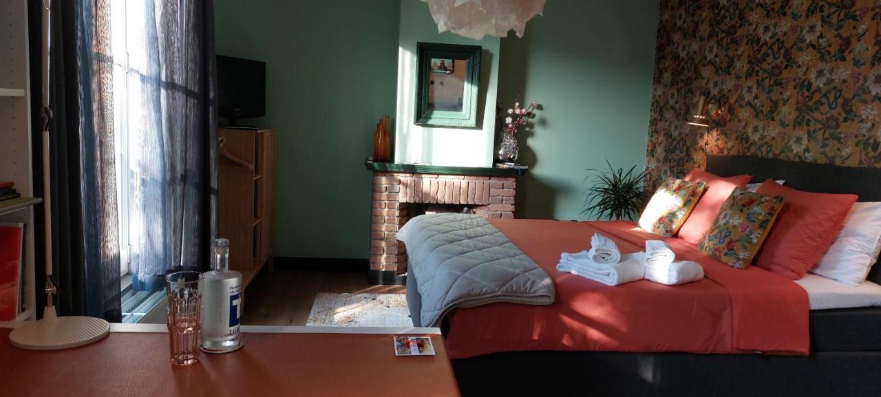 Stadsslaperij B&B Тилбург Экстерьер фото